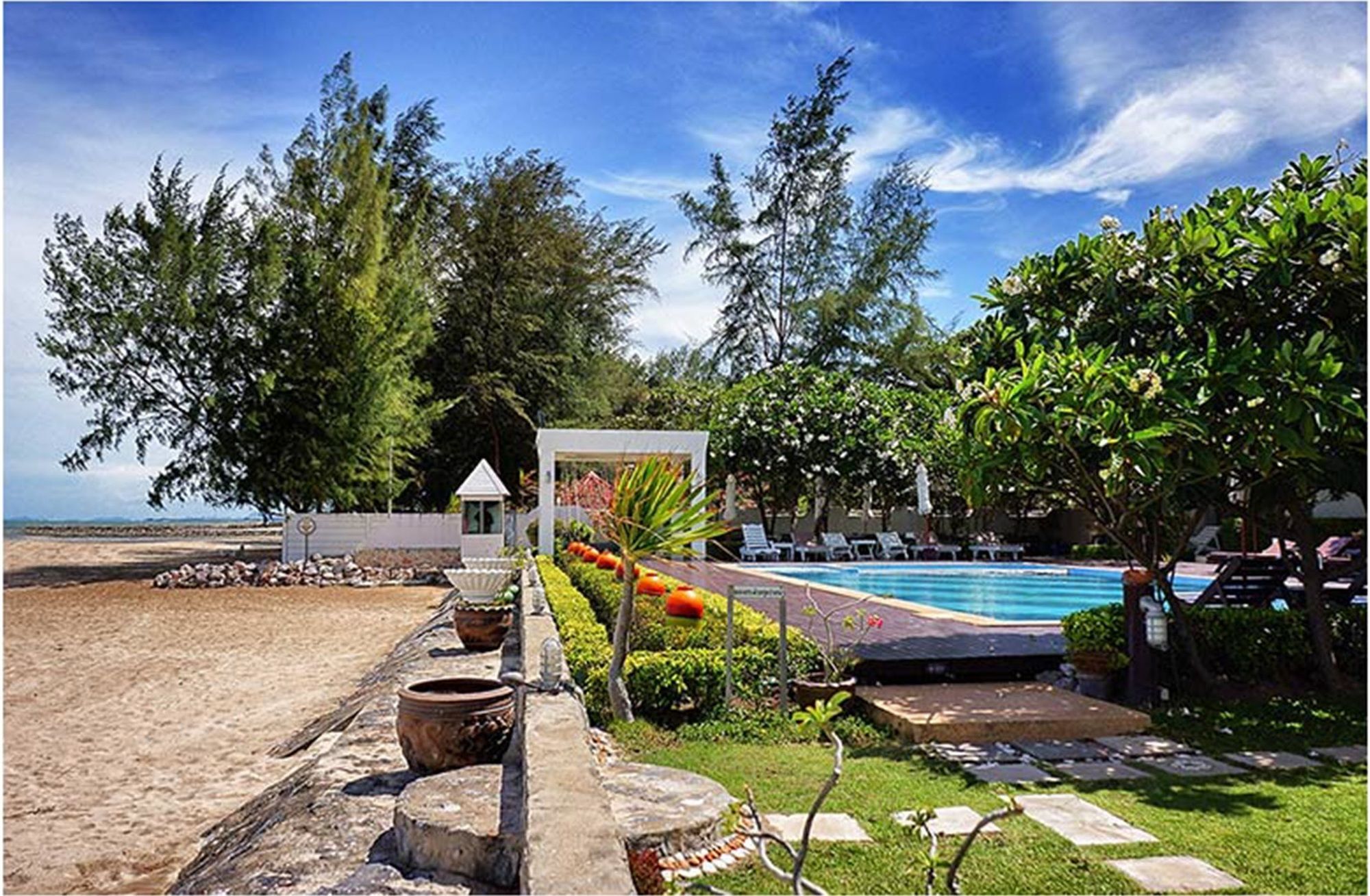 Chez Nous Boutique Resort Haad Chao Samran Esterno foto