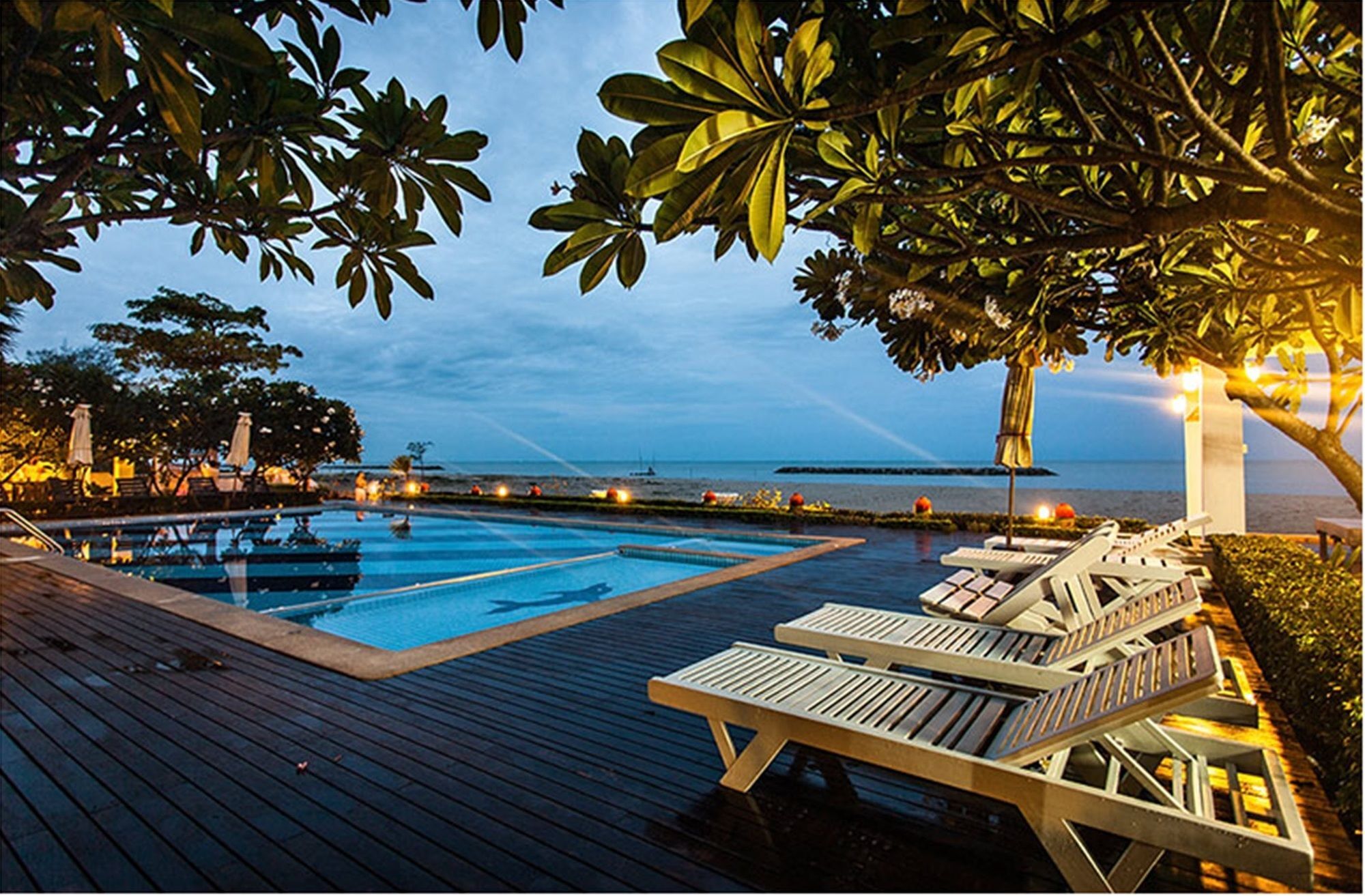 Chez Nous Boutique Resort Haad Chao Samran Esterno foto