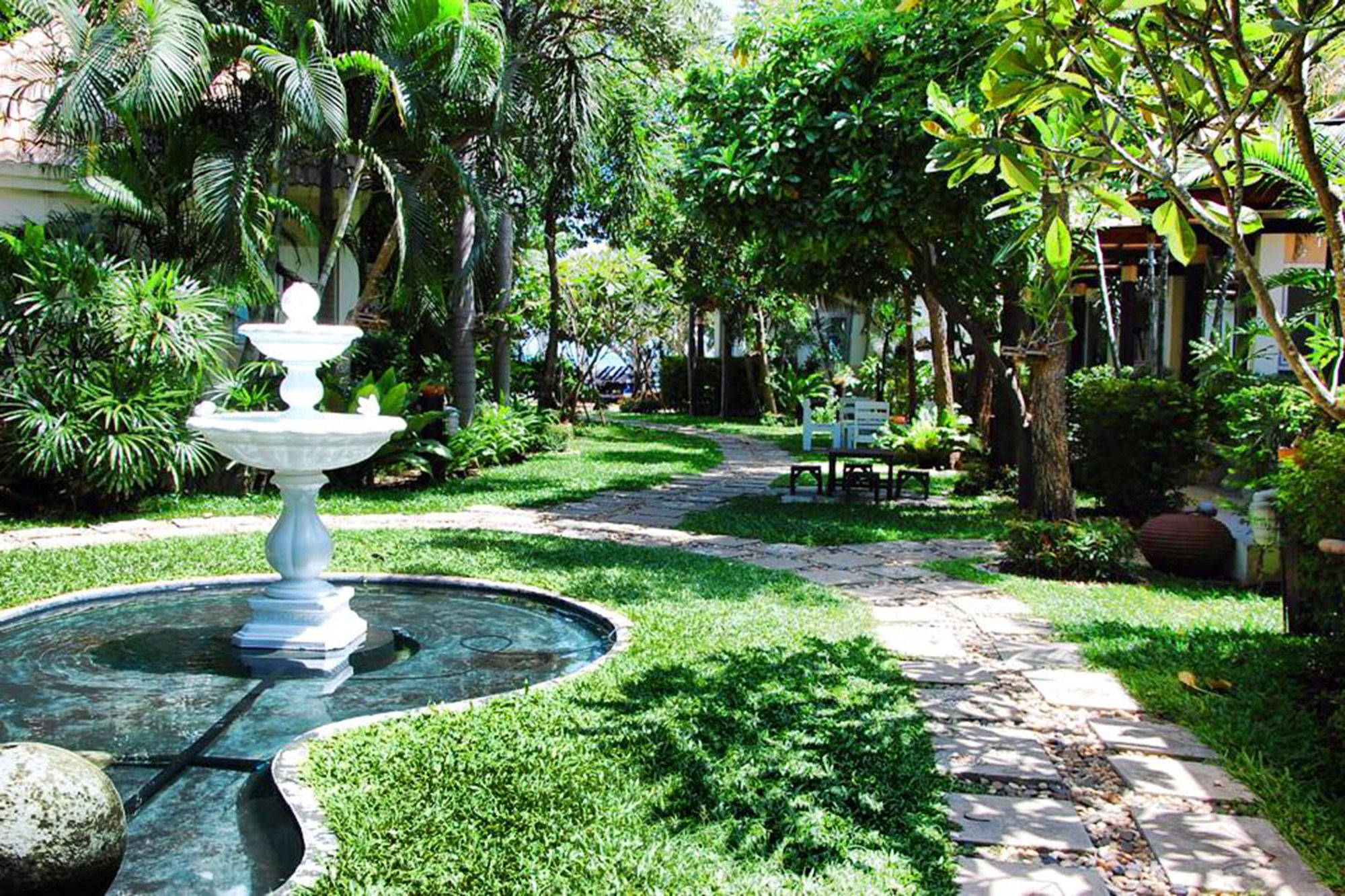 Chez Nous Boutique Resort Haad Chao Samran Esterno foto