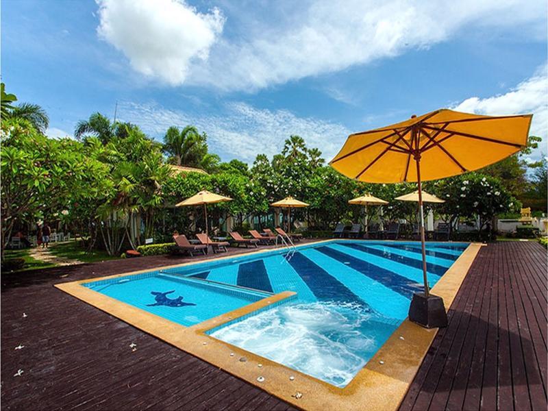 Chez Nous Boutique Resort Haad Chao Samran Esterno foto