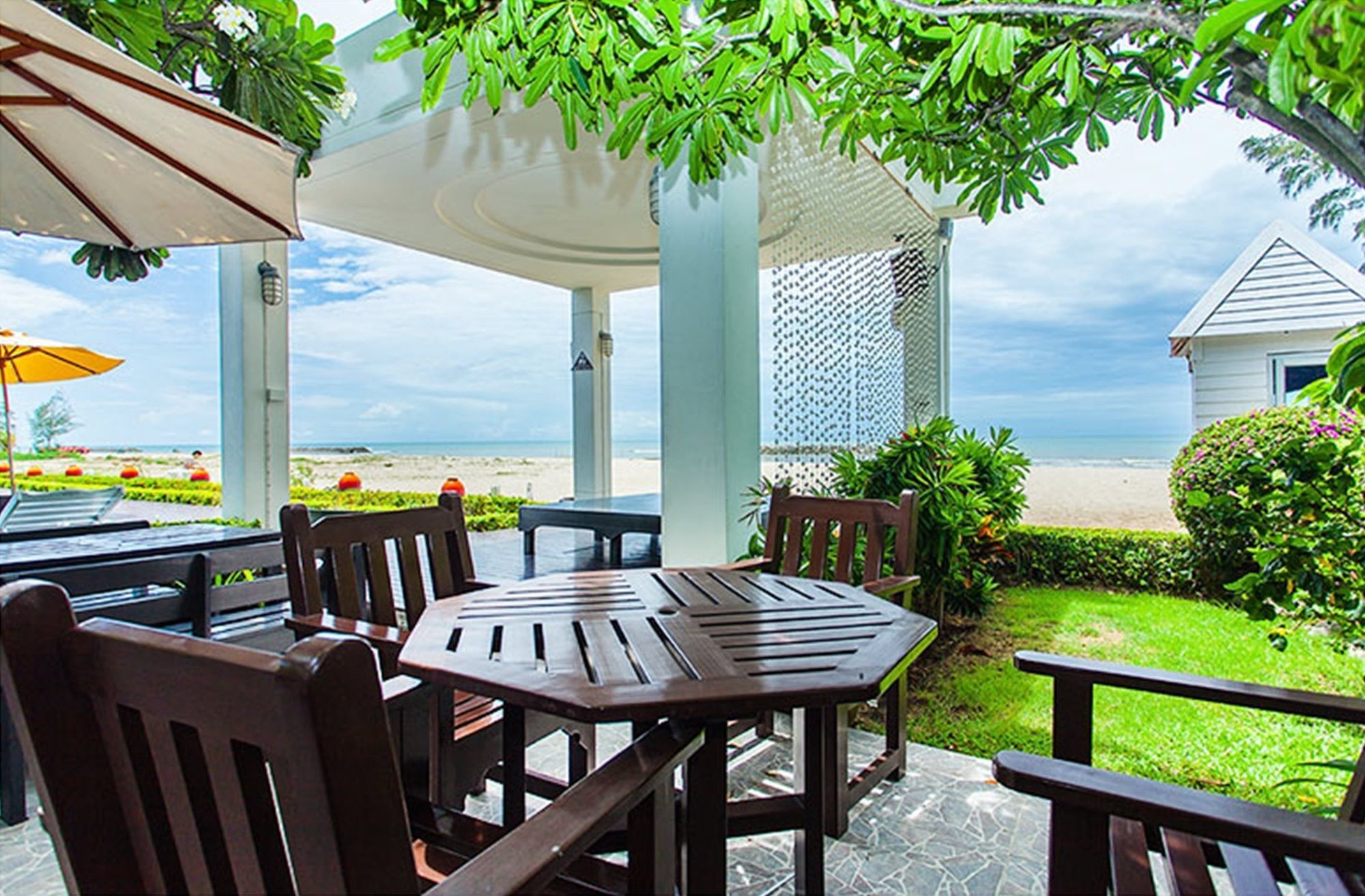 Chez Nous Boutique Resort Haad Chao Samran Esterno foto