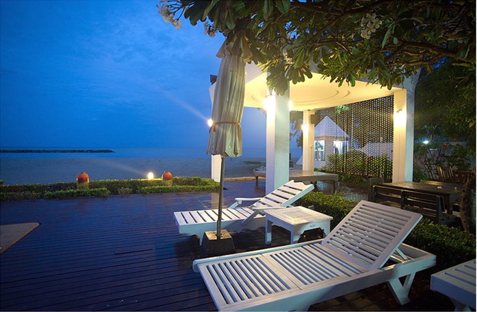 Chez Nous Boutique Resort Haad Chao Samran Esterno foto